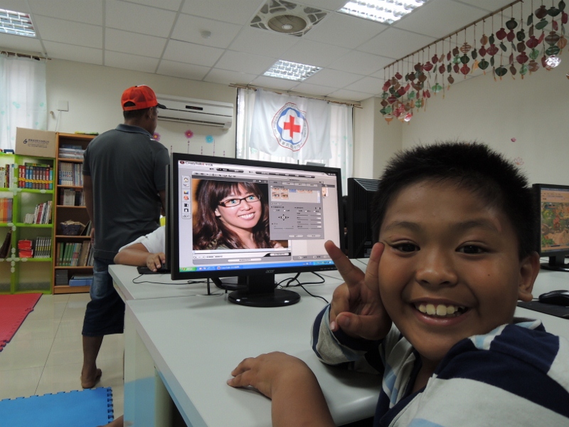 紅十字會在重建永久屋開辦數位學習班